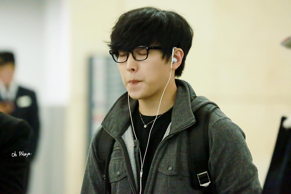 MineAlmostLover's tweet photo. #HappySungminday Our 30 yo man, happy birthday to you. Wish you all the best. We love you and it'll never change <3 http://t.co/z6MN1eQ6qn