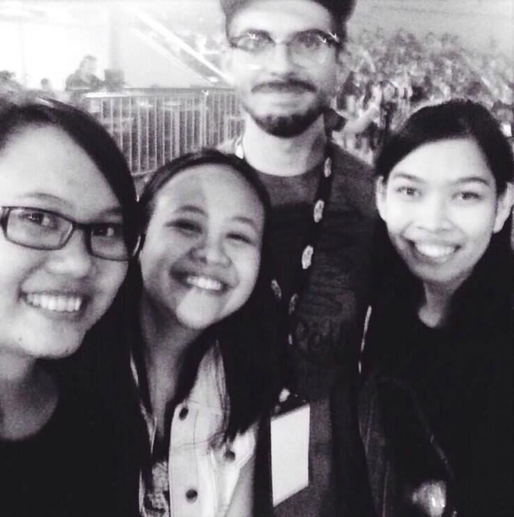 _meggariah's tweet photo. @ivy8123 @kat8123 thanks chris for starting our year right. hahaha #bestroadmanager http://t.co/WcTKFxtR46