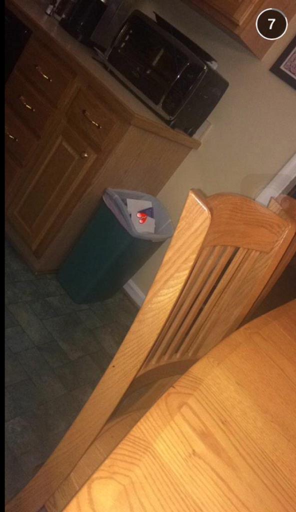 DearTabisshtaha's tweet image. My #2014EndsWith 😂😂