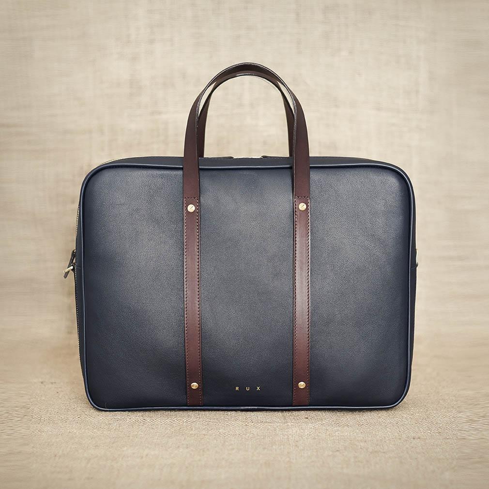 RUX_made's tweet photo. Fresh from our Somerset studio, an elegant navy&amp;brown #briefcase #MadeintheUK #mensfashion #mensaccessories http://t.co/hIZuVWiK6d