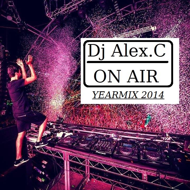 DeejayAlexC's tweet photo. Les amis pour finir cette année 2014 en beauté je vous présente mon 
YEARMIX 2014 !!!
http://t.co/WG84chlZxU http://t.co/SgEfExLjLo