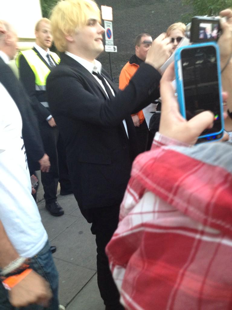Raven052's tweet photo. My best moments of 2014... Without doubt #Gerard #GerardAgain #GerardOnMyBirthday #FRANK! http://t.co/nEEkyKlNSe