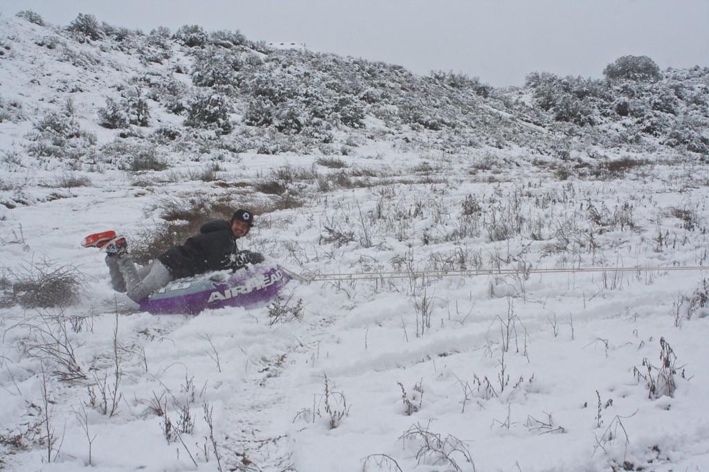 kingofbigmacs's tweet photo. Crazy day playing in the snow with my brotha from anotha motha http://t.co/gUm0NtgMoB