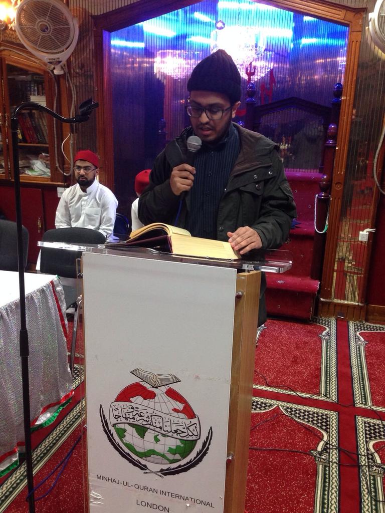 shaheednazir's tweet image. #2014EndsWith zikr of Allah at MQI youth event #RoleModelMuhammadPBUH
@TahirulQadri