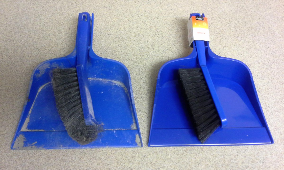 JasonStiff's tweet photo. @CleaningQuickie Left: the Quickie I bought in 1990. Right: the Quickie I bought on Tuesday! 24 yrs! #StillWorksGreat http://t.co/J1n3YafJmV