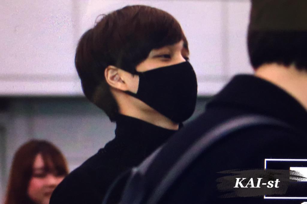 kai_st14's tweet photo. 150101 광저우공항 출발 #종인 한국에서 만나요✈️✈️✈️ http://t.co/UjJWp2ADHq