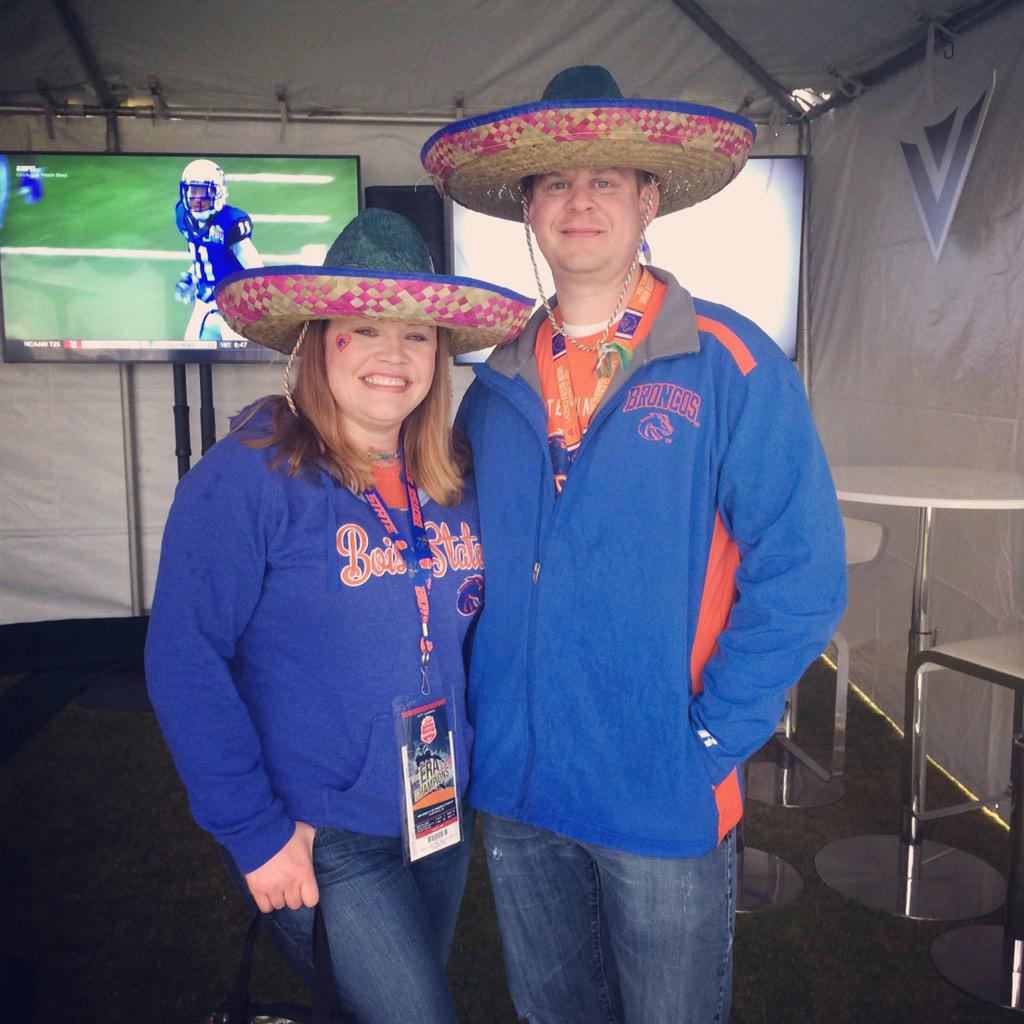 VIZIO's tweet photo. Our #ThisIsHowWeFiesta contest winners are here to cheer on Boise State! #VIZIOFiestaBowl http://t.co/wWEKM2qHTN