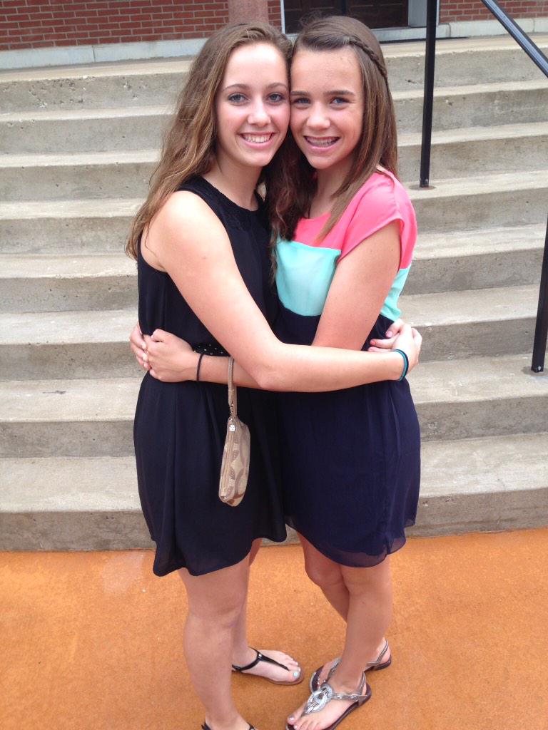 JasmineCraw4d's tweet photo. #MyMASC2014 💙🚀 My best friend, our snack box, and Council O. http://t.co/5wVZ1eRKlv