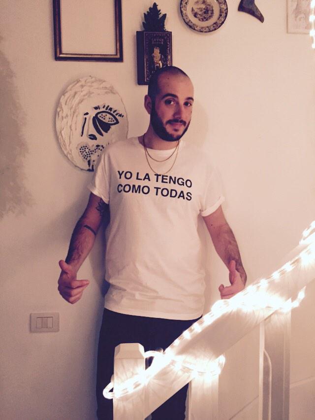 ilPagano's tweet photo. @LauraPausini to la tengo Como ti http://t.co/zgAC2zLNpK