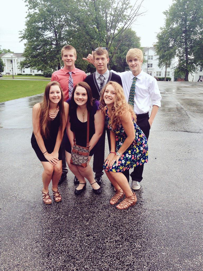 lilblinz's tweet photo. #MyMASC2014 the bests &amp; more that aren't pictured 😚 http://t.co/p3qGbp6o49