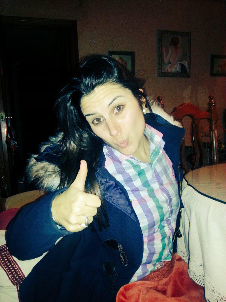 Solomando91's tweet photo. k comience la chapa y pintura y desear a todos un feliz 2015 en especial alos mios k hoy no comeremos juntos las uvas http://t.co/56SD9VOflU