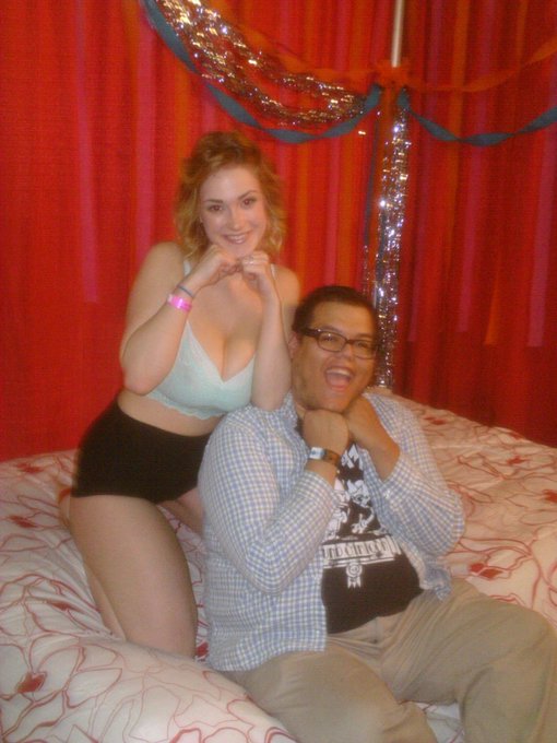 Watch Isaiah Dominguez's leaked NSFW photo on TwXstars