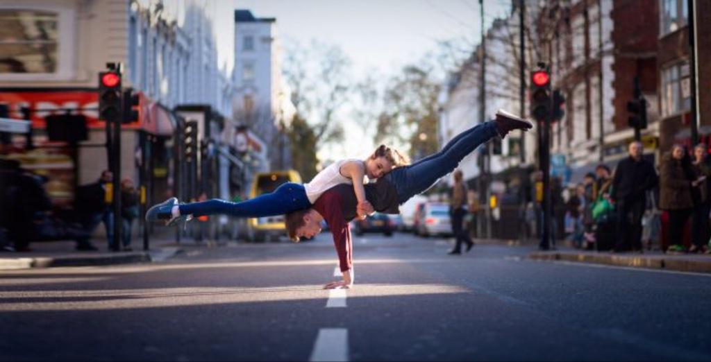 hotel_freelance's tweet image. Hoy la ciudad baila! “Moving cities&quot; un proyecto audiovisual donde cada ciudad tiene un ritmo... #Jevanchowdhury