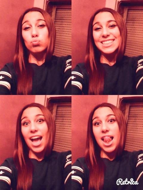 Ana_Ribeiro33's tweet photo. #bom #ano #que #tudo #se #concretize #entrem #pe #direito #pda #tooop ❤🎆🎉🎇🎊❤🎆🎉🎇🎊❤ http://t.co/kCC5sSToUr