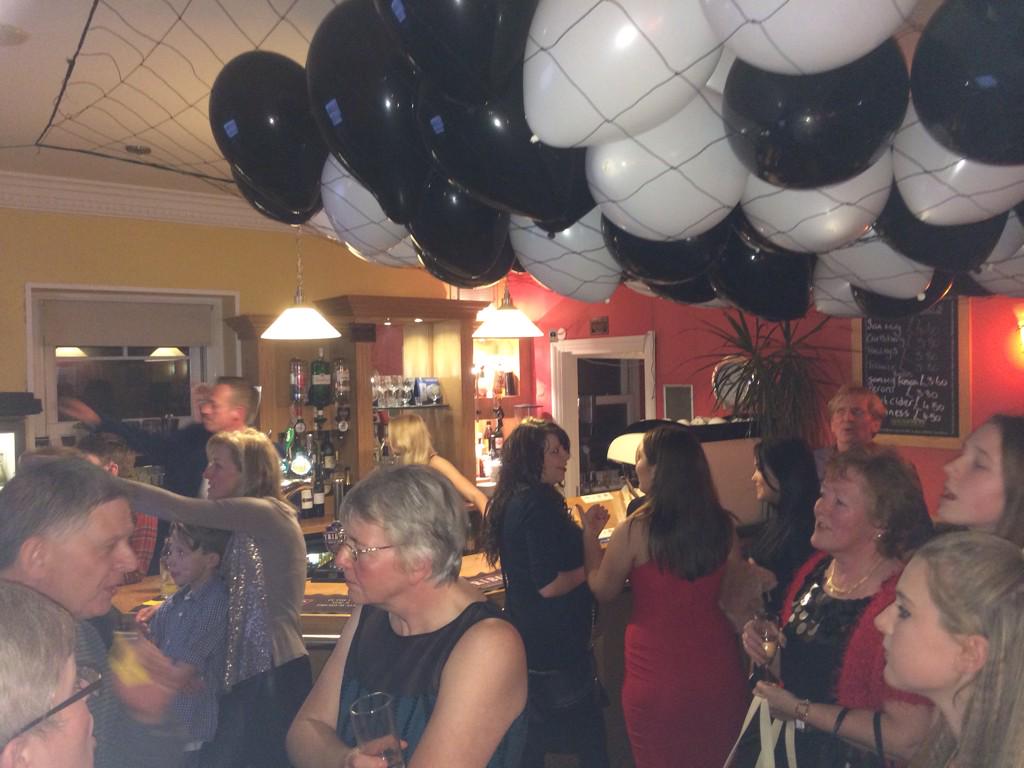 SteveVaslet's tweet photo. @APVaslet wishing you and Becca a happy new year from a race night and ny party http://t.co/5Kul01kgZw
