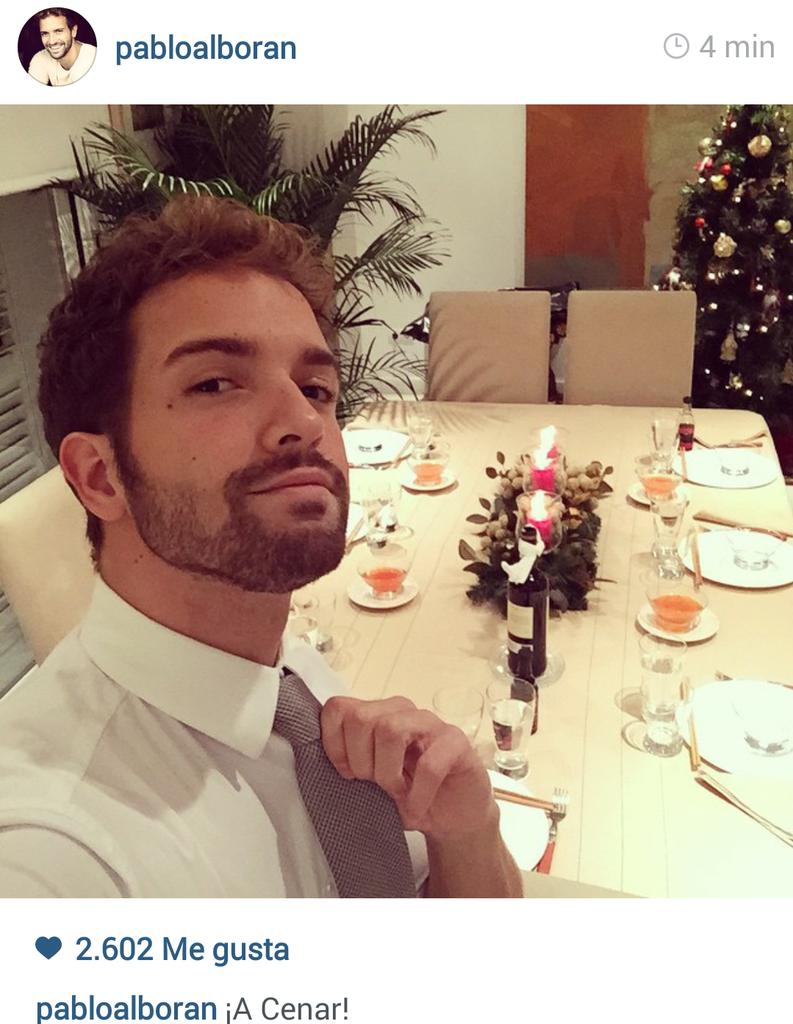 ClubFansPabloAl's tweet photo. #NuevaFoto Subida por @pabloalboran a instagram "A cenar" http://t.co/YwZHhs406W