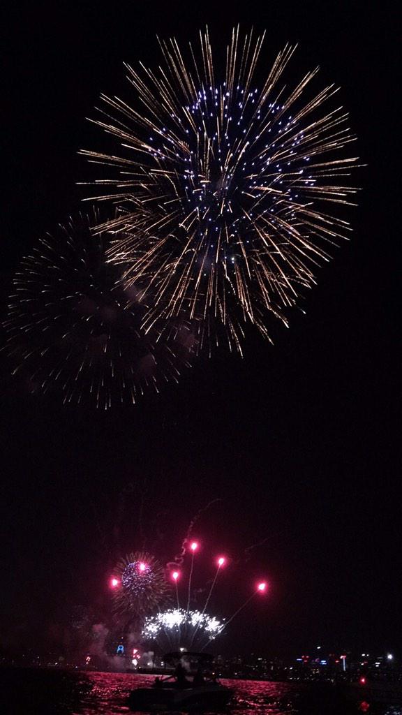 LivaLasVegas's tweet photo. Sydney u win for fireworks. #inspireworks 😍 http://t.co/1HnPKMgSDG