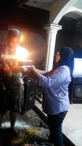 Njef91's tweet photo. maksih kawan dan keluarga tercinta http://t.co/7zneLoiHMl