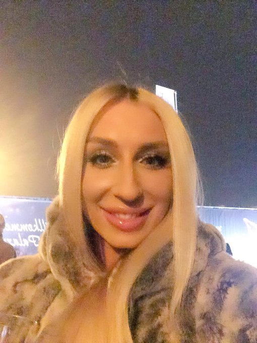TW Pornstars Sexyvenera. Pictures and videos from Twitter. Page 16