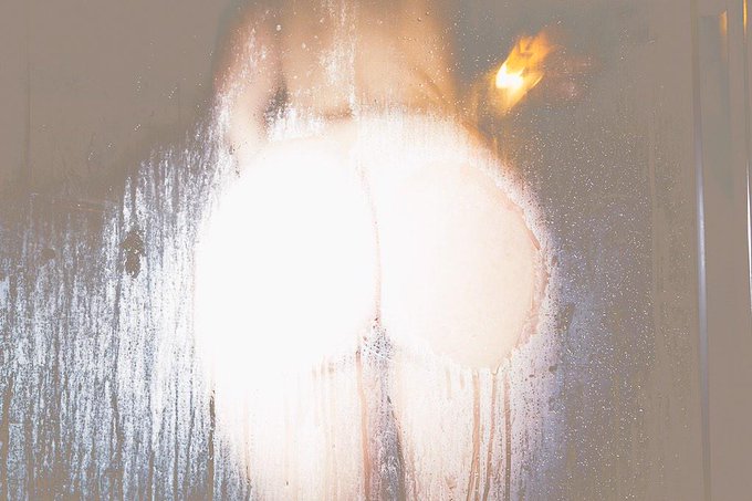 Look at these sexy photos done by @beau_roulette and I had the help of @brettravagexxx and his sexy hands<a class="tags" target="_blank" title="On Twitter" href="/?out=eyJ0eXAiOiJKV1QiLCJhbGciOiJIUzUxMiJ9.eyJpYXQiOjE3MjM1NjYyMTAsImlzcyI6InR3cG9ybnN0YXJzLmNvbSIsIm5iZiI6MTcyMzU2NjIxMCwiZXhwIjoxNzU1MTAyMjEwLCJyZWRpcmVjdF91cmwiOiJodHRwczovL3R3aXR0ZXIuY29tL2JlYXVfcm91bGV0dGUifQ.1ZvWhgPTXiiFChG0GUkw7wnmN0zHtTc68ZZQqf71H2hicyWn9xEnce1ZLbNnkXBQjtMVsD1uz4jqu3F_MHb5SA">@beau_roulette</a><a href="/tag/bubblebath"class="tags"><span>#bubblebath</span></a><a href="/tag/wet"class="tags"><span>#wet</span></a><a href="/tag/bubbles"class="tags"><span>#bubbles</span></a>