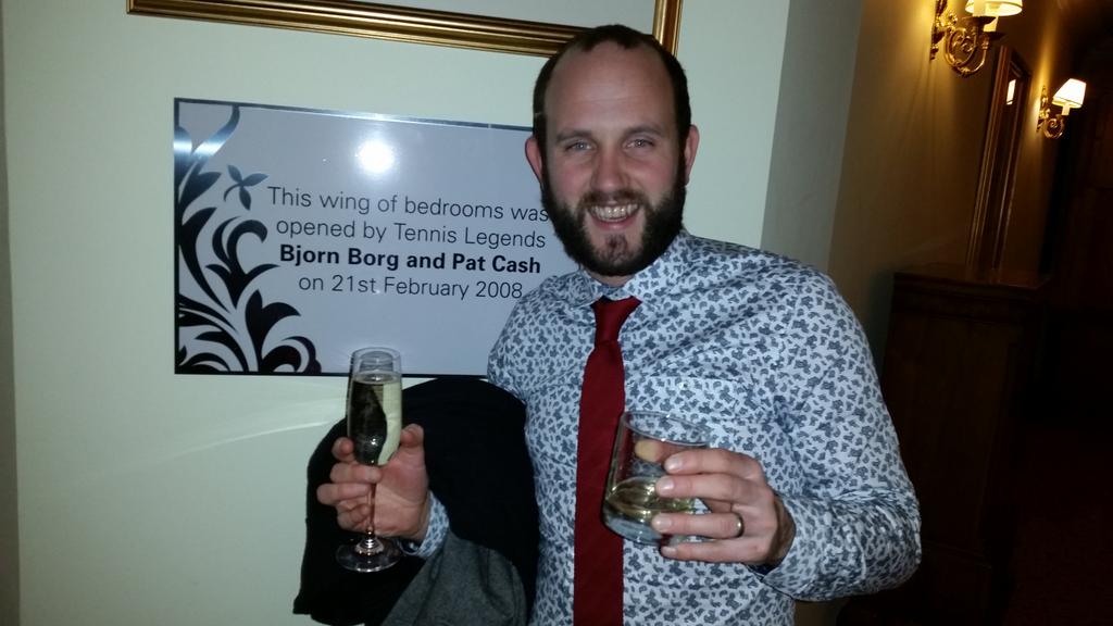 jonnycameron's tweet photo. yeah what an absolute fun legend I am #funlegend http://t.co/aqm70B7HfN