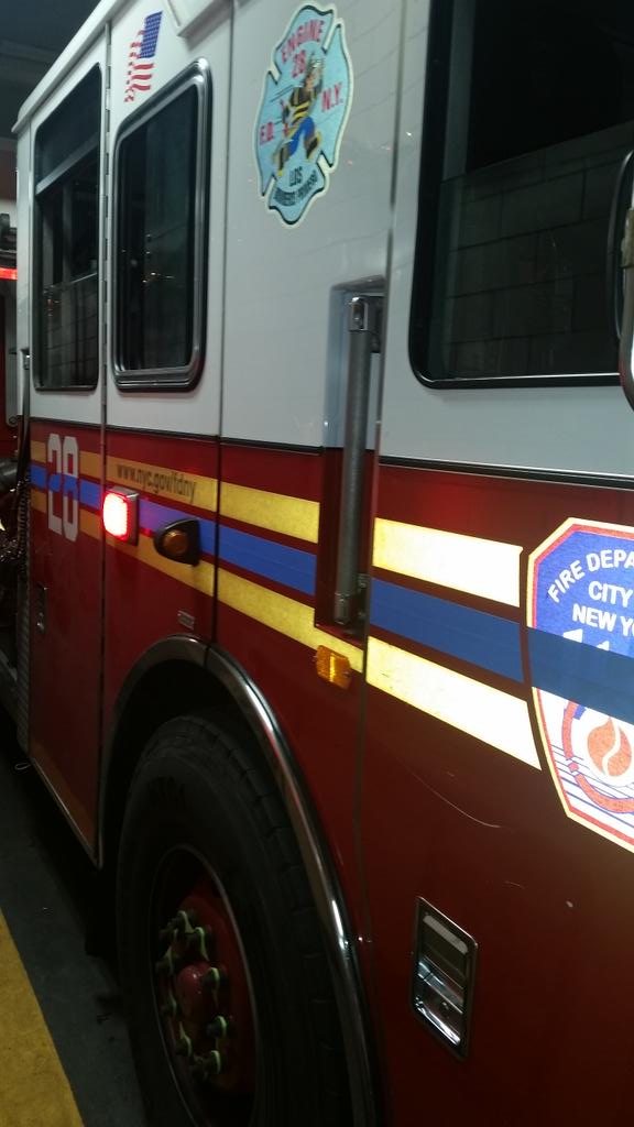 s_aviles's tweet image. #nycfirewire #NYPD