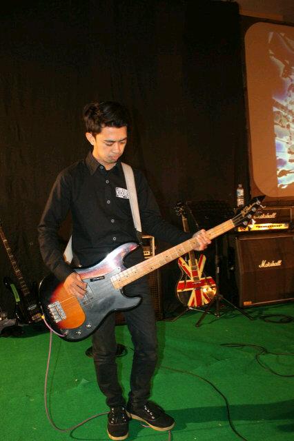 31 nov 2014 at botani