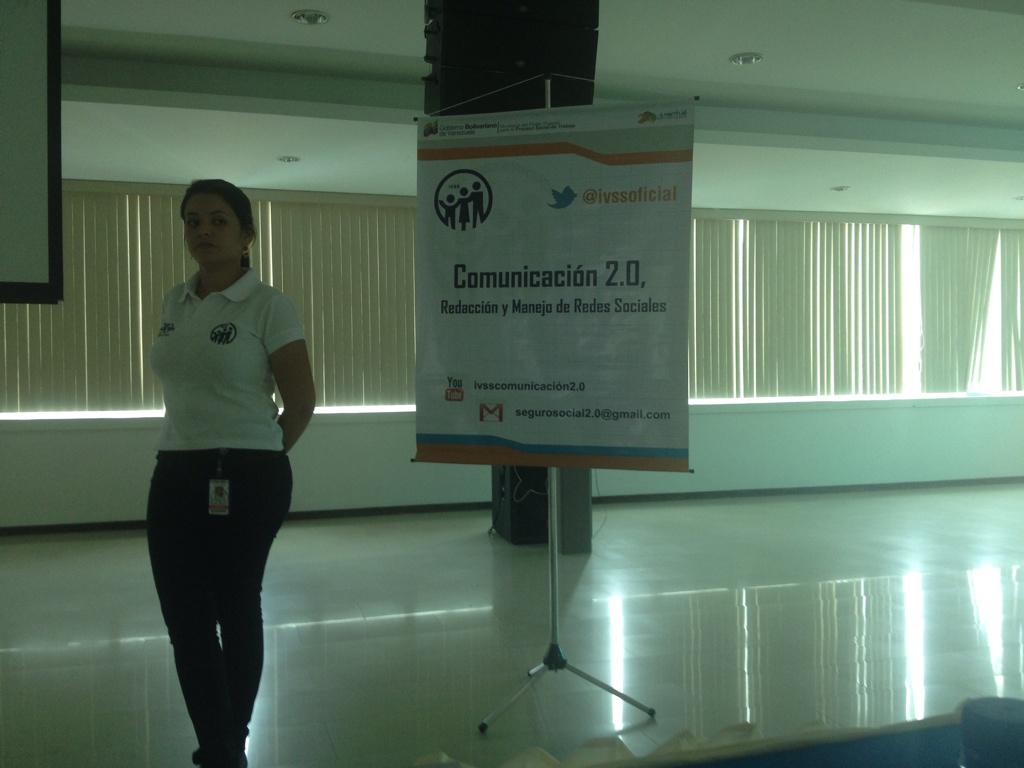odonto_diroma's tweet photo. Y en #2014 lo hicimos posible!!! Conformamos el gran #EquipoComunicación20 #TropaSegurista @c_rotondaro @lisethcz http://t.co/cDKDGp8SS8