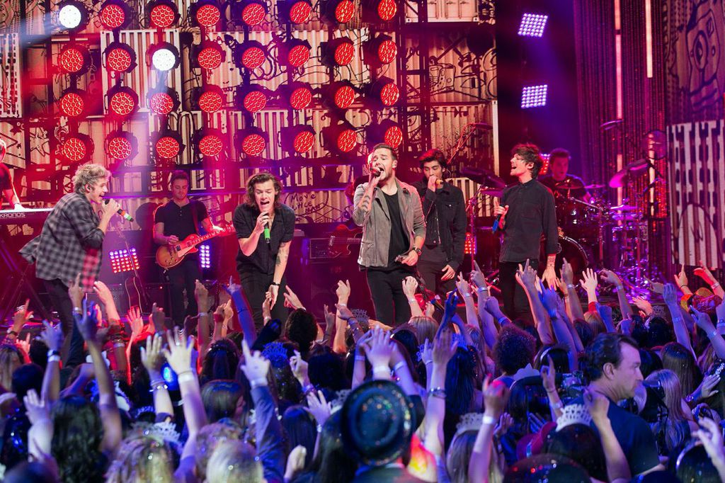 RockinEve tweet picture