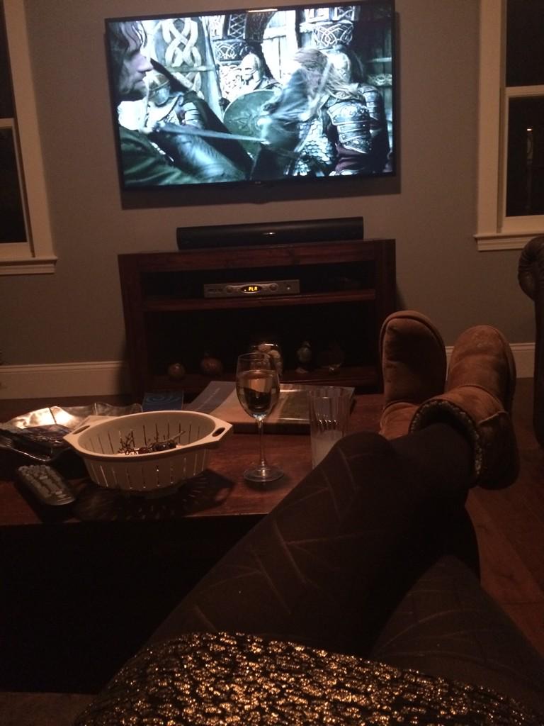 rbdubs33's tweet photo. @KFCBarstool dumped 2 days b4 NYE = drinking with mom but still wanted to wear my dress. #bootswithdafur #4everalone http://t.co/XAMcOekBe4