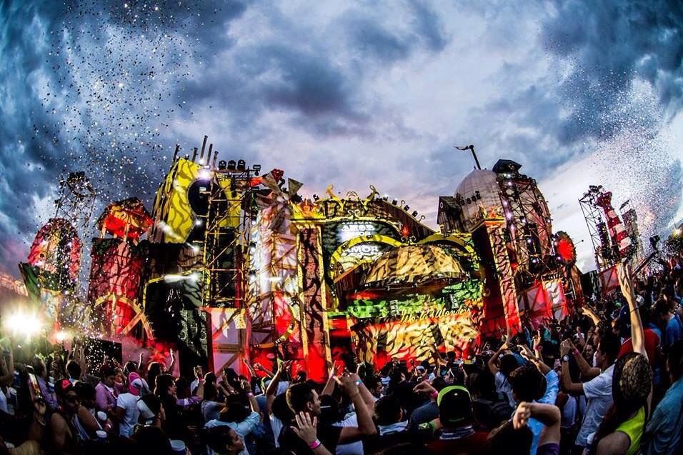 maharaja5426nig's tweet photo. “@PlayTBeat: 2014 ... Un buen año para la música electrónica.
¿Cuál fue su mejor experiencia en este 2014?🙌 #EDM2014 http://t.co/pVZ0SEff0S”