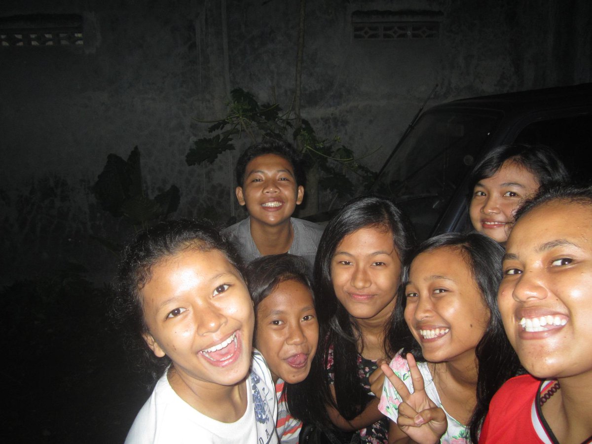 9ablaze015's tweet photo. #HappyNewYear http://t.co/6R3OJTl91V