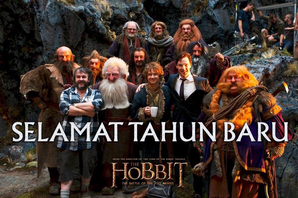 WarnerBrosID's tweet photo. Selamat Tahun Baru dari Middle-earth! #TheHobbit #OneLastTimeID masih tayang di bioskop. http://t.co/WDCDsTfr0w