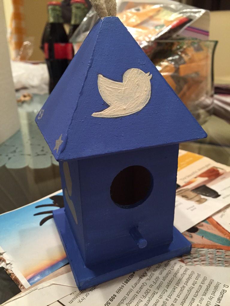 AmandaLuvsPsych's tweet photo. I call it the #Tweeter

@JamesRoday @DuleHill @maggielawson @Omundson @nelsonKirsten @TheKurtFuller @DavidCrabtree13 http://t.co/w8mLMIaBgg