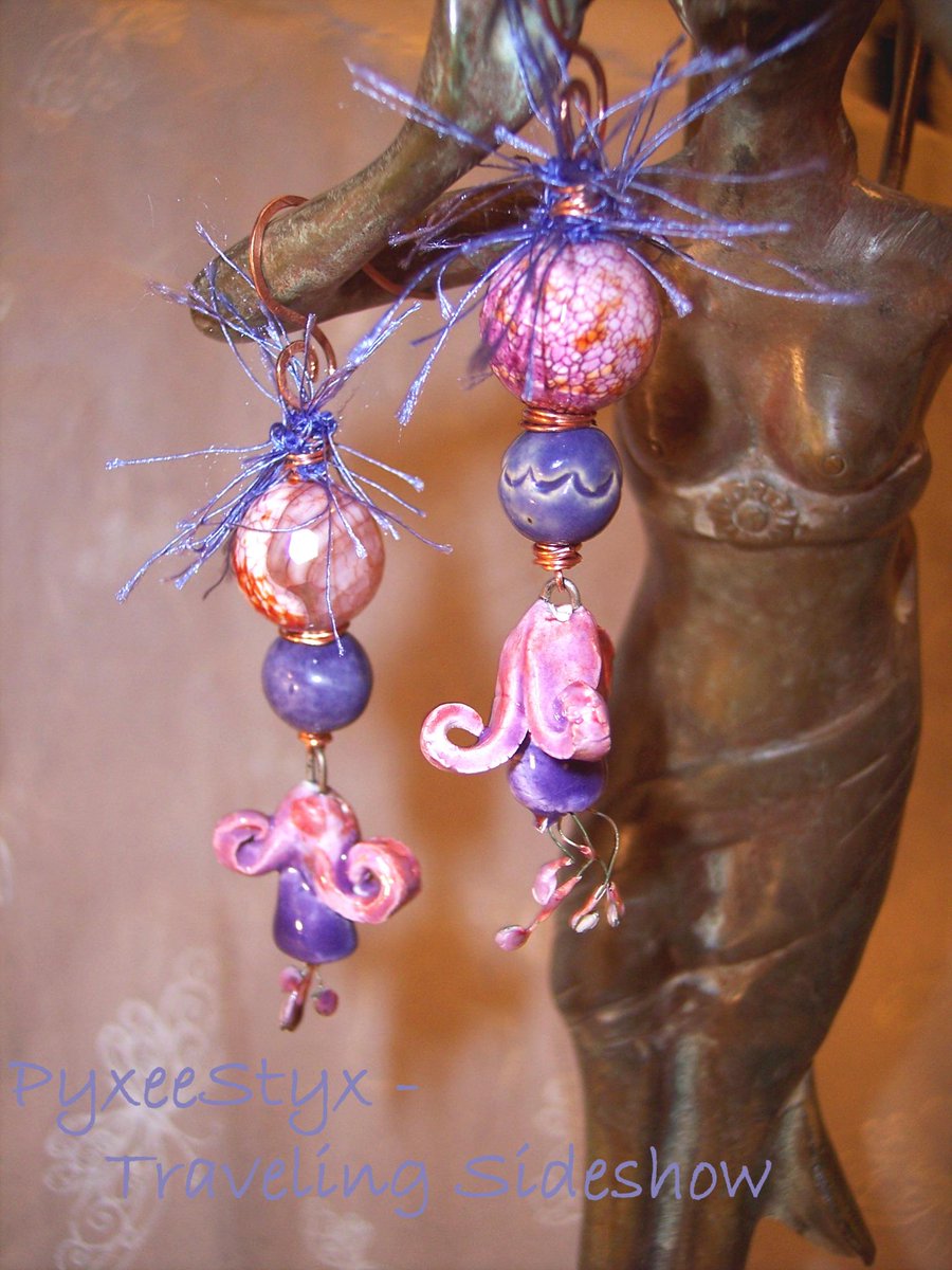 PyxeeStyx's tweet photo. "Canterbury Bells" fairy earrings #craftshout #pyxeestyx https://t.co/77qF9MsnIm http://t.co/ZyIxUsrwm2
