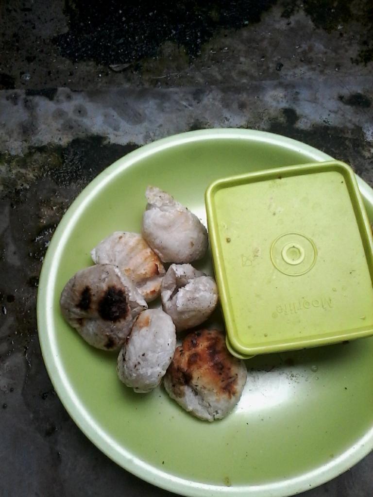 devyhistory's tweet photo. Menu di Awal tahun #withmybro&amp;sis #TamanSari http://t.co/eq7BcjbmNB