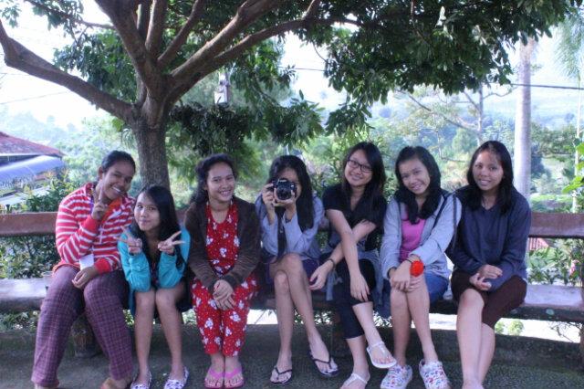 X1AGAPEBK3's tweet photo. Retreat &amp; Natal 2014 @JessichaAyu @rachelyemima @anastasyamren @eibel_ieve @ChintiaCoryS @JesichaIroth http://t.co/630Fect1V8