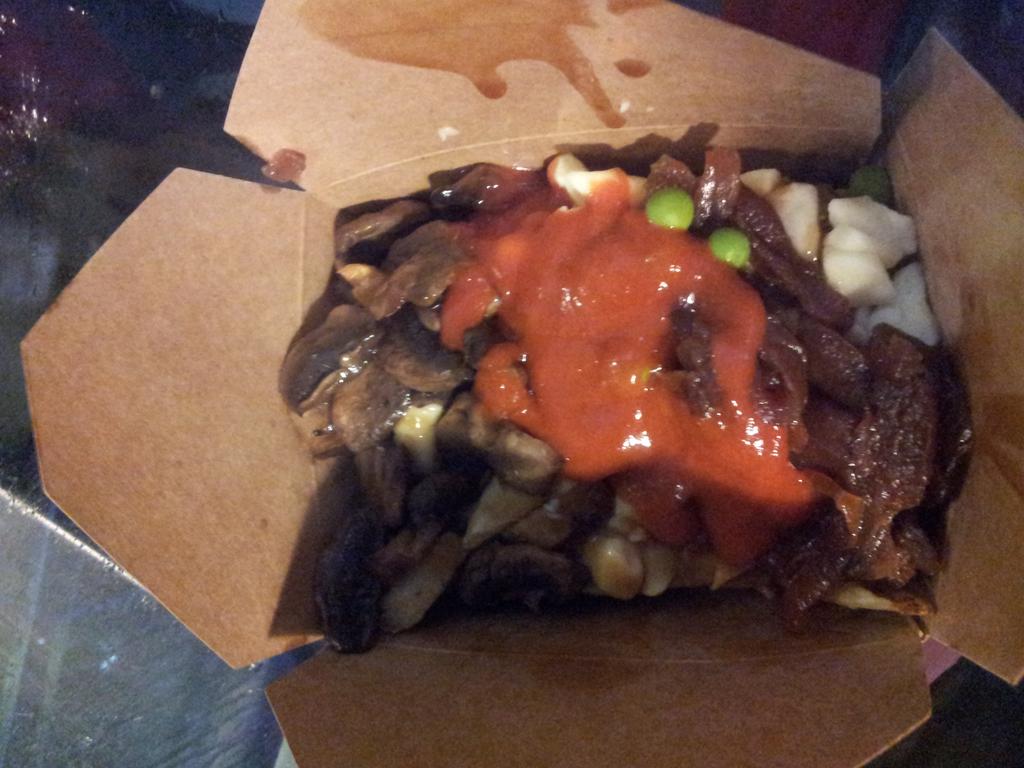 xjackiehong's tweet photo. First meal of 2015. Bless Smoke's. #OhCanada #poutineftw http://t.co/3fDNvf7kBD