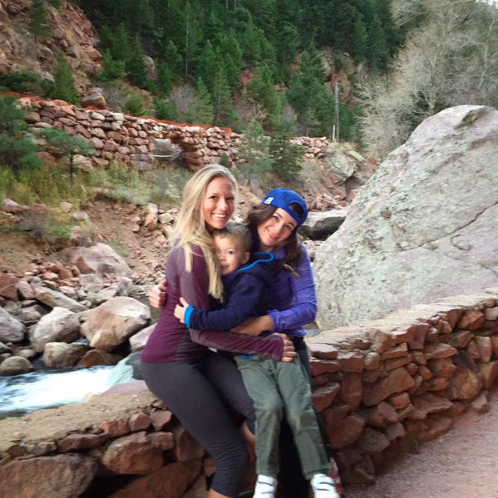 Oni1Reflection's tweet photo. #lookingforwardto2015 and more #coloRADo adventures with you two. Happy New Year love @schwalls http://t.co/qpzNDimrZc