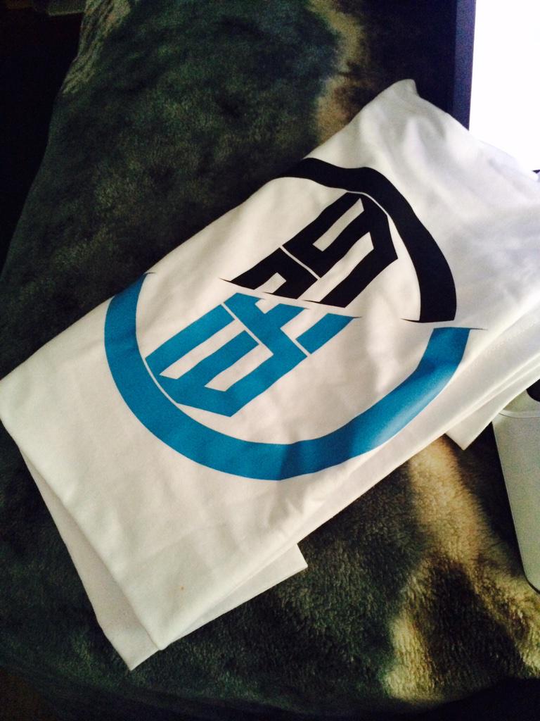 EPG_Nation's tweet image. Happy New Years Everybody!! #EPG2015 #EPGNation #ProModz #GameFiendz