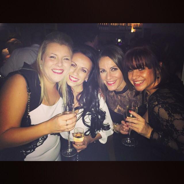 Turps82's tweet photo. Fab night with my girls #drunk #hapPEAnewYEAR http://t.co/lfvHKCoRig