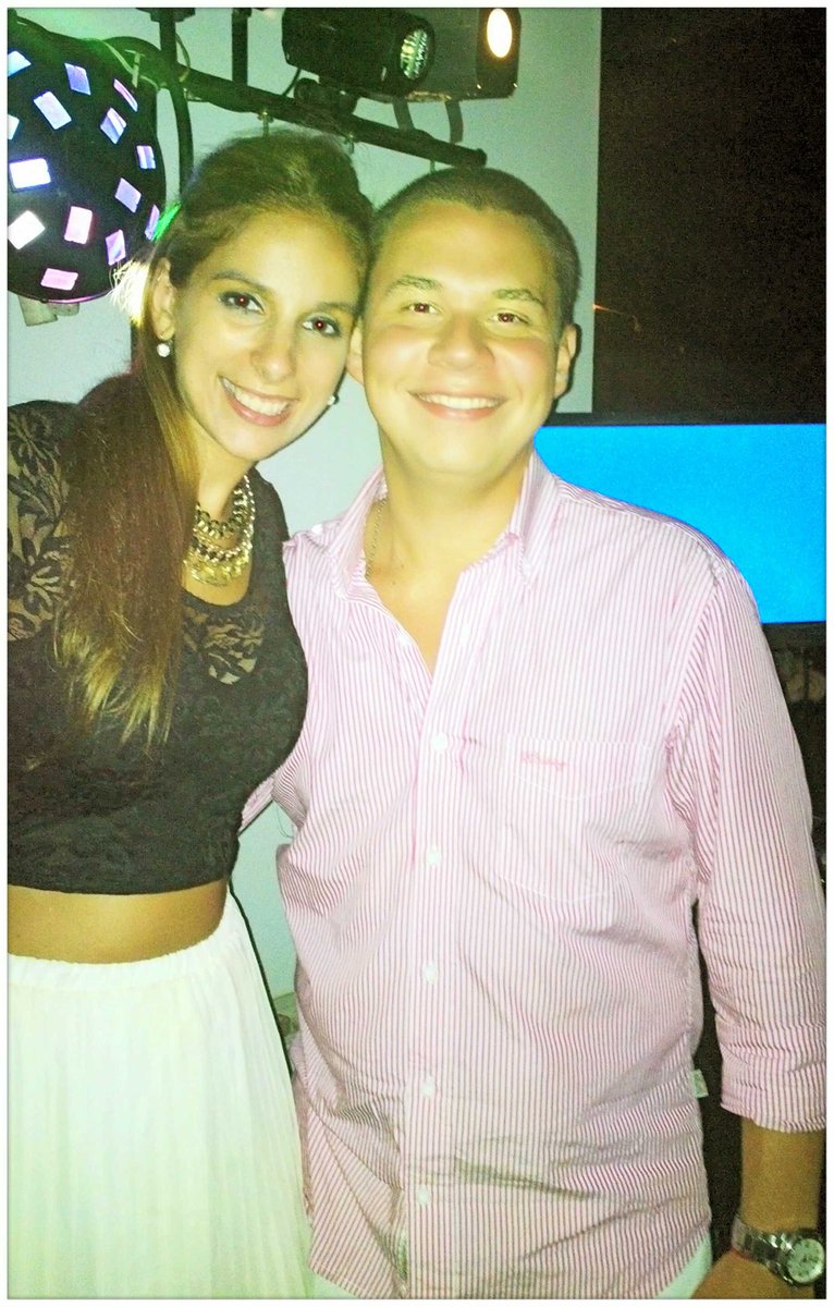 AleBarrosMerino's tweet photo. Recibiendo a pleno el #2015 http://t.co/VPa0rTnWEH
