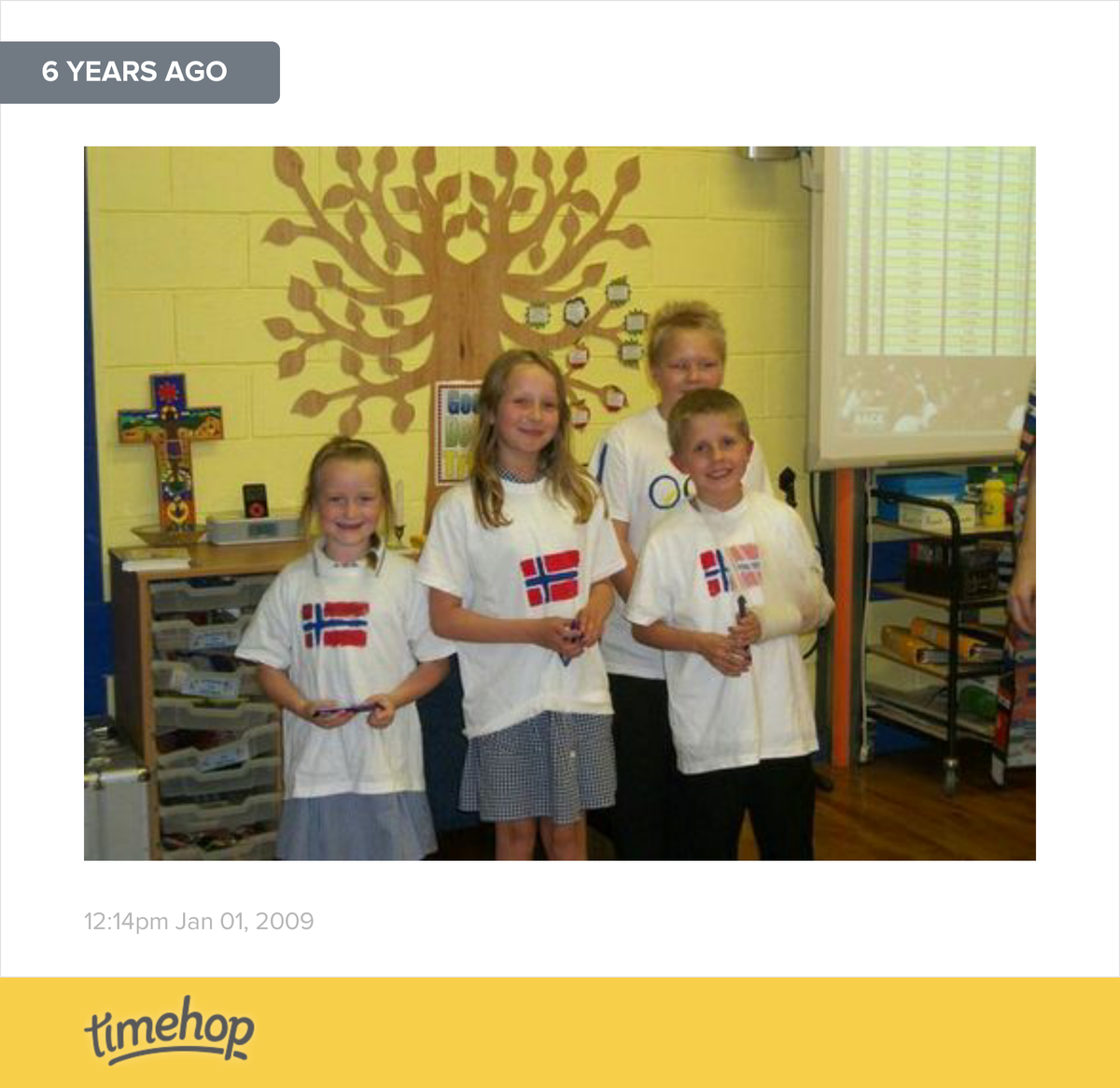 awwwwww look what my Timehop was today Mandi. Ickle Kira Q xx timehop.com/c/crp:e07774d3…