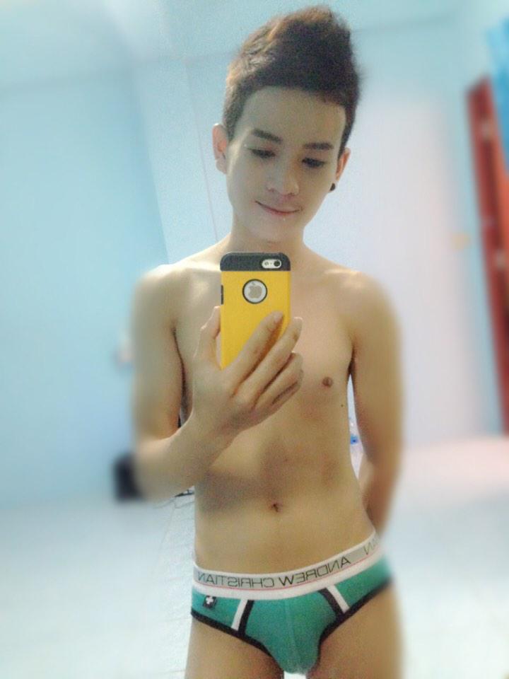 flukekrup's tweet photo. ติดตาม เฟส👉 ฟลุ๊ค คร๊าฟ http://t.co/KZ24B6p2bE