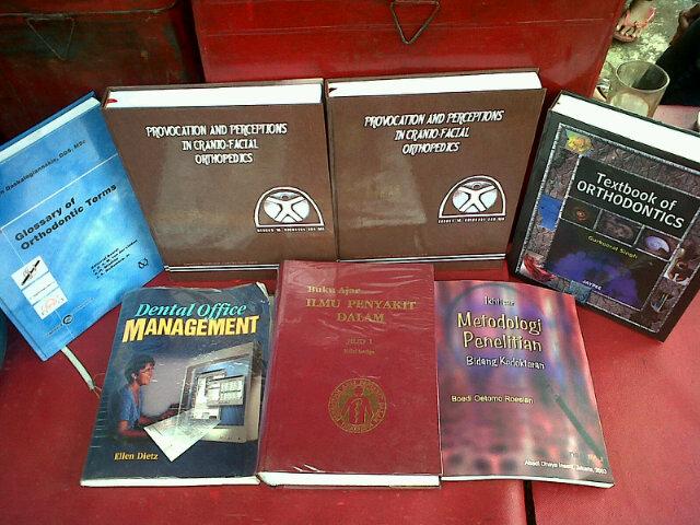 Barang kali ada yg minat <a href="/fkgunpad/">FKG Unpad</a>