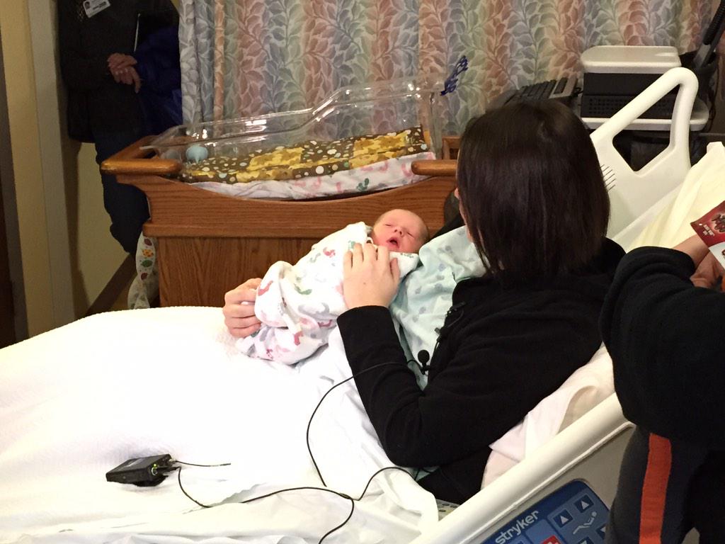 Meet the first #2015 baby in #Milwaukee! Hello Lucas Preston Menke! <a href="/WISN12News/">WISN 12 NEWS</a> <a href="/Froedtert/">Froedtert</a> #6lbs11oz <a href="/FroedtertHealth/">Froedtert</a>