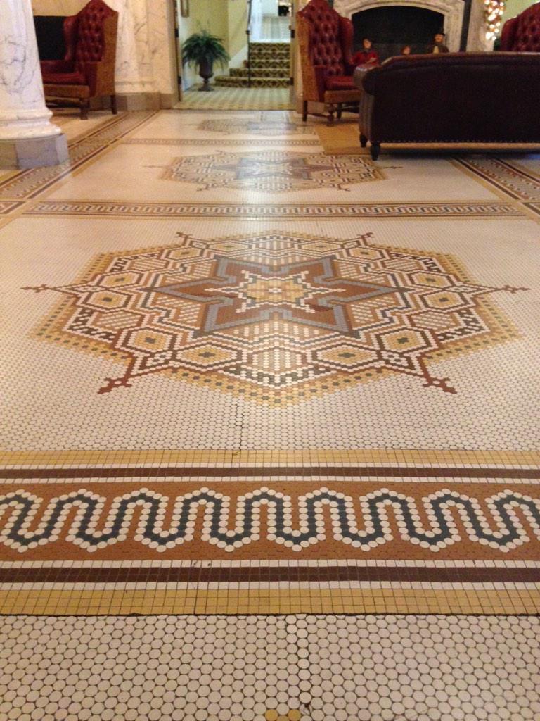 TakingPhoto's tweet image. A beautiful floor design.