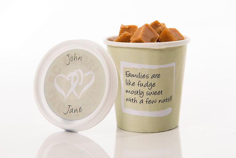 CornerTableDiff's tweet image. Meet the #family that turned an old #recipe into a #business #Success @Mattsfudge - bit.ly/1x8r6qp #cdfblogs