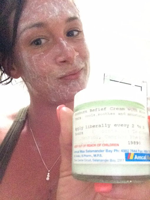 Tory + Aussie sun= good chemist lol http://t.co/qnXWjgpoCN<a href="/tag/yellowroseaustin"class="tags"><span>#yellowroseaustin</span></a>