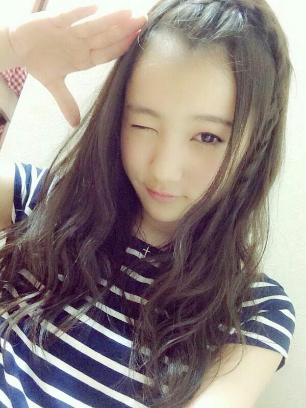 おでこ女子